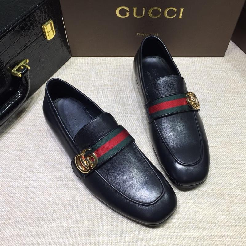 Gucci Black Leather loafer With Golden GG Buckle MS07612