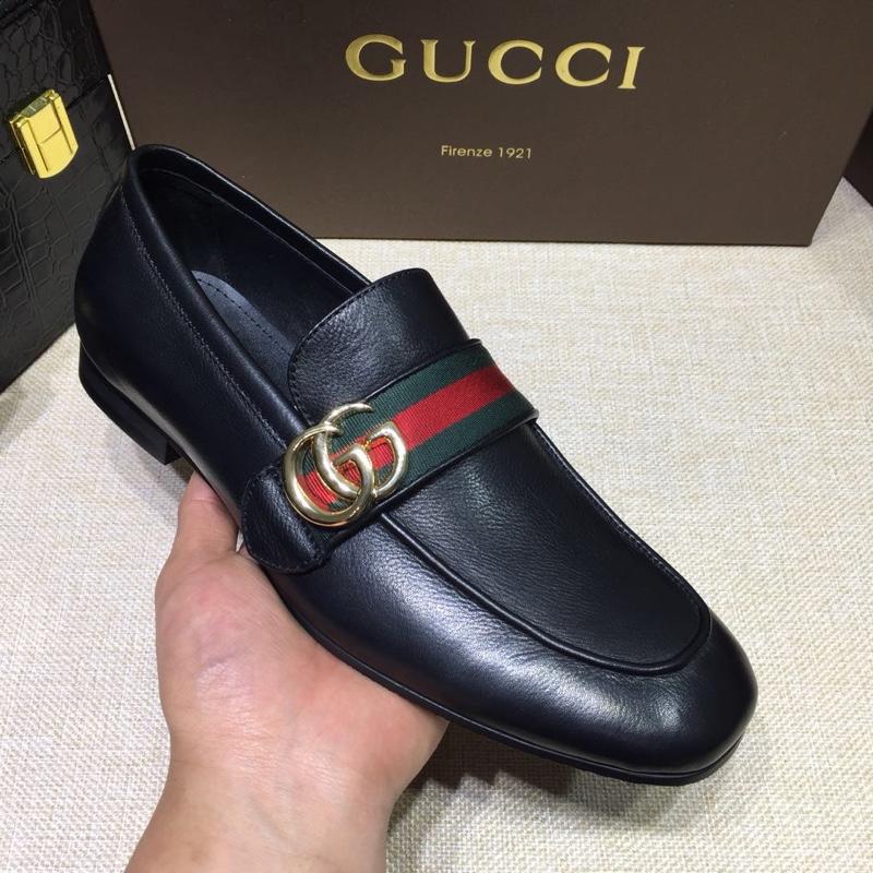 Gucci Black Leather loafer With Golden GG Buckle MS07612