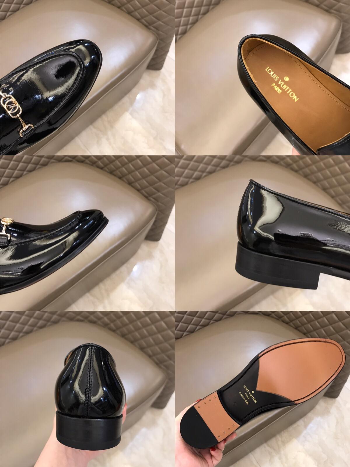 lv Black Bright leather Loafers With Golden Buckle MS02803