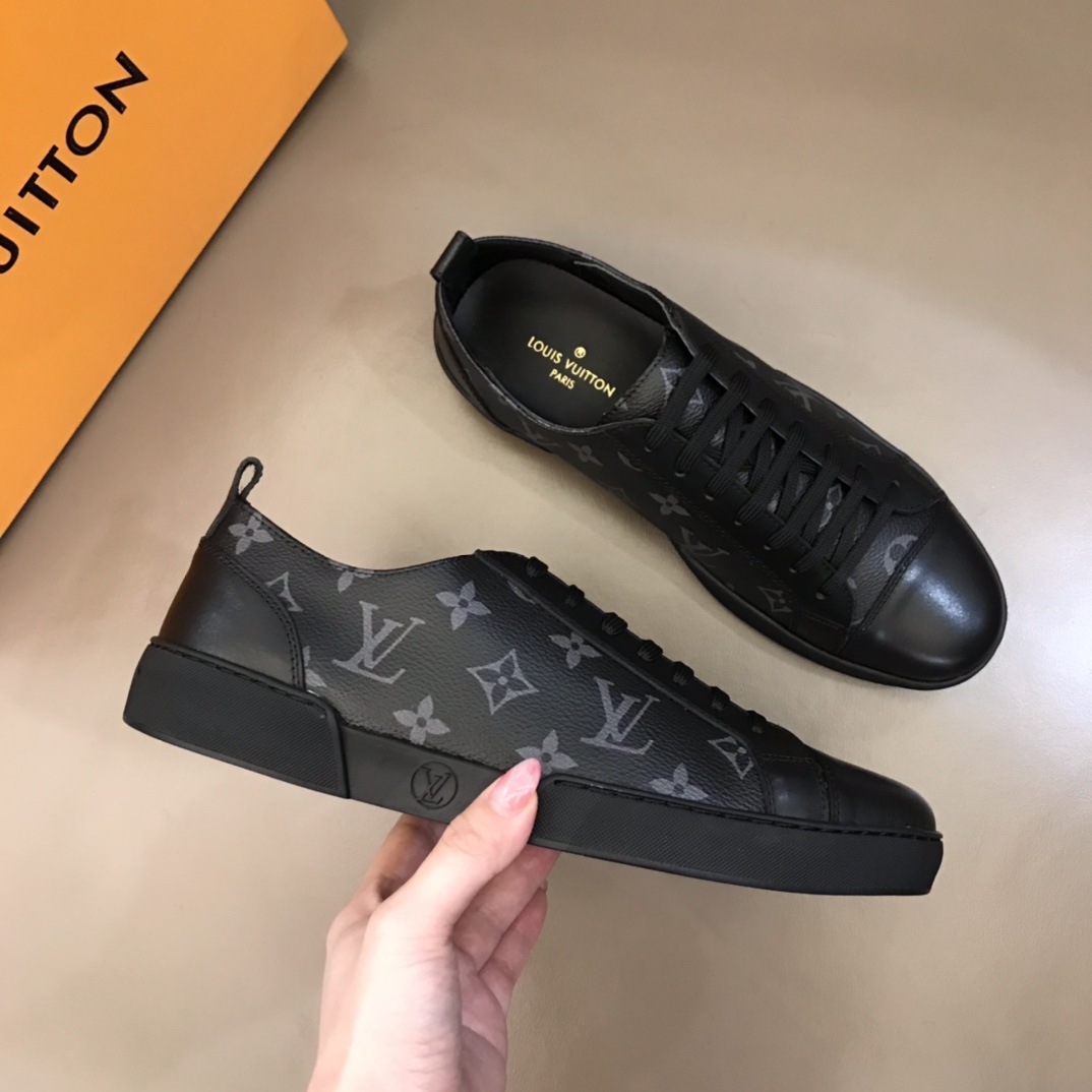 lv Sneaker Luxembourg in Black