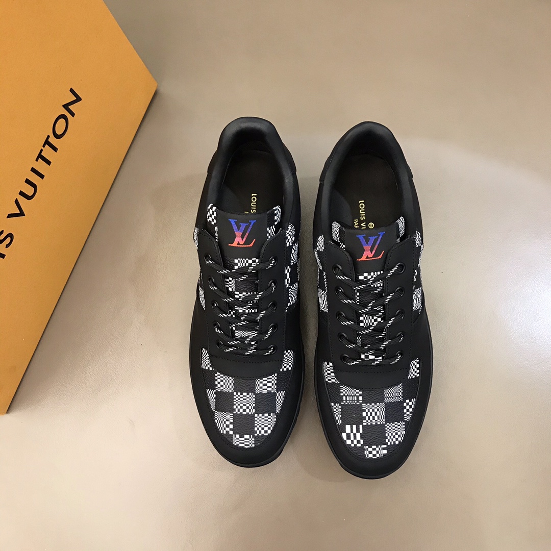 lv Sneaker Harlem in Black