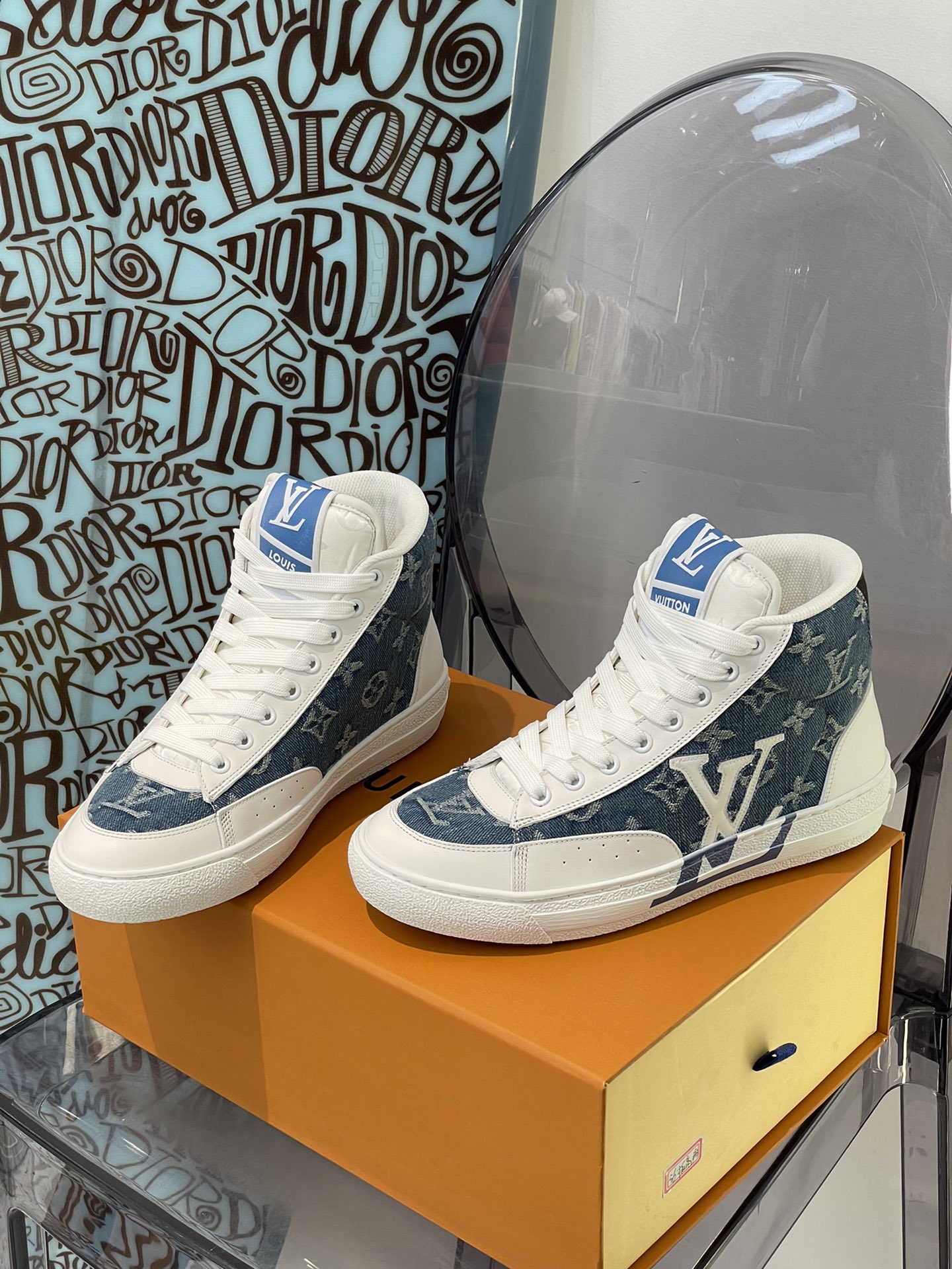 lv Sneaker charlie in Blue high