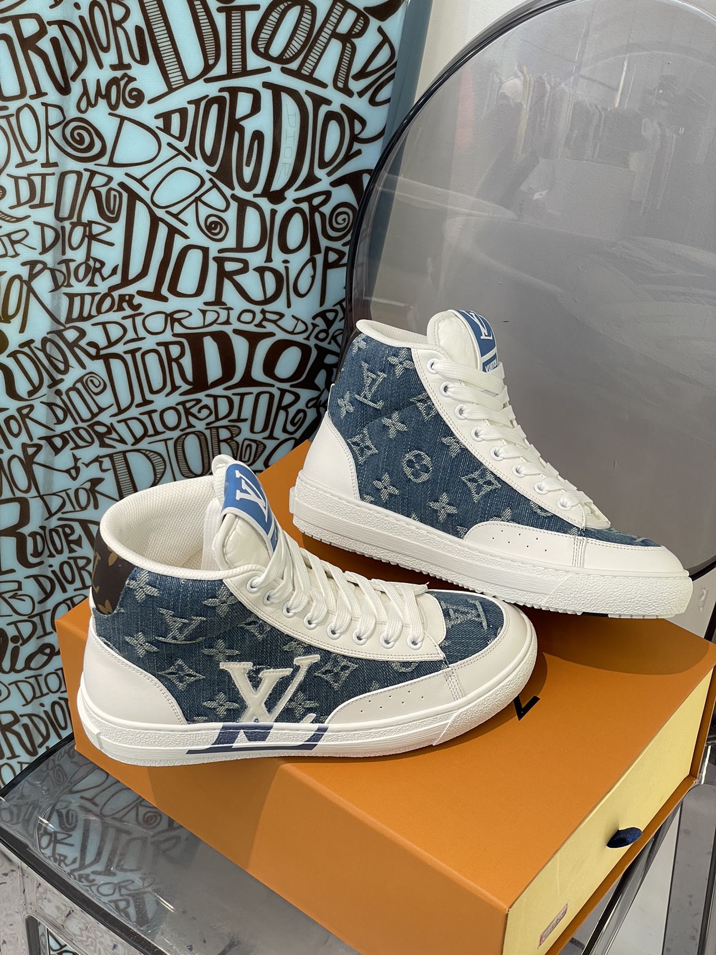 lv Sneaker charlie in Blue high