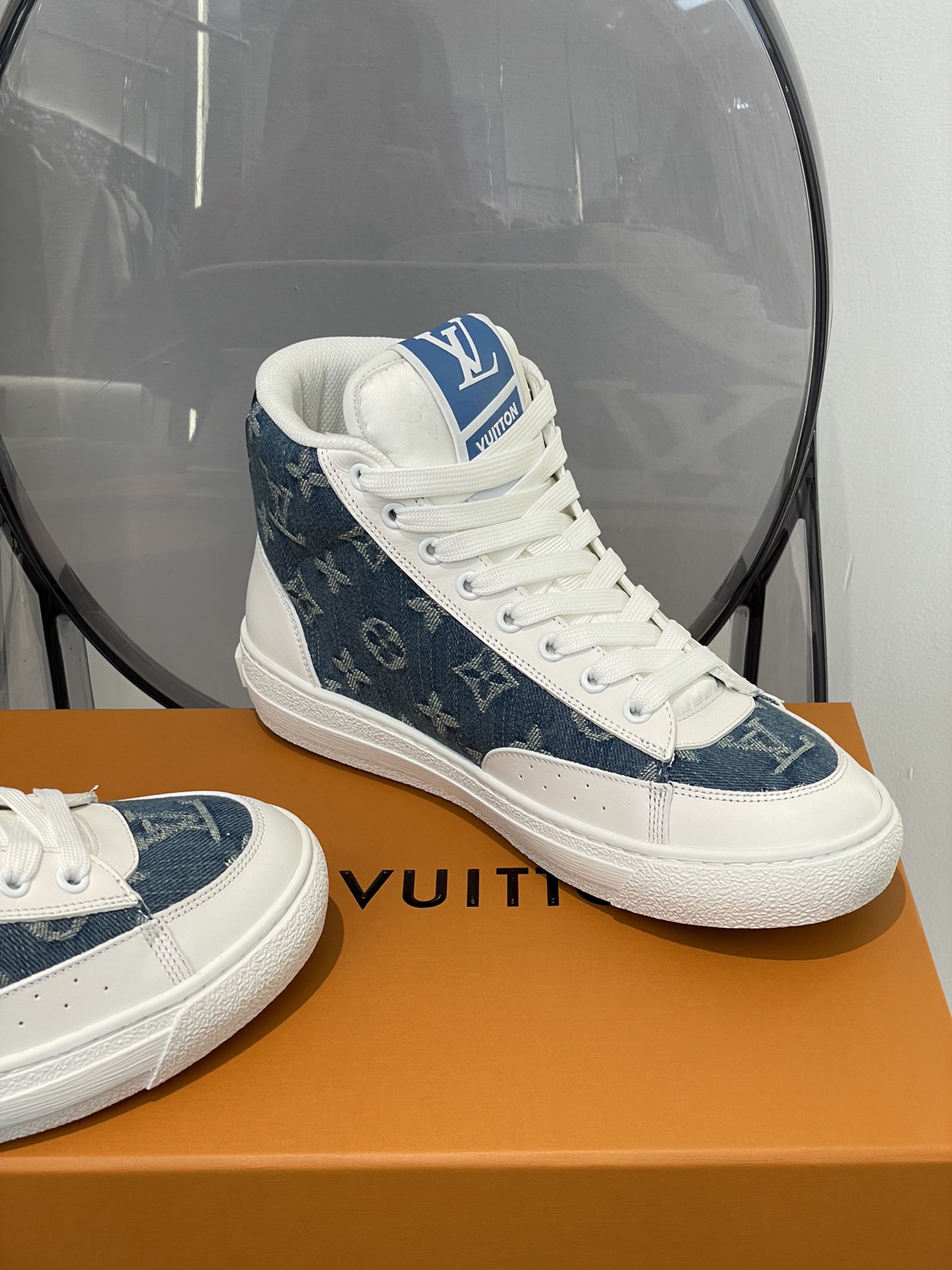 lv Sneaker charlie in Blue high