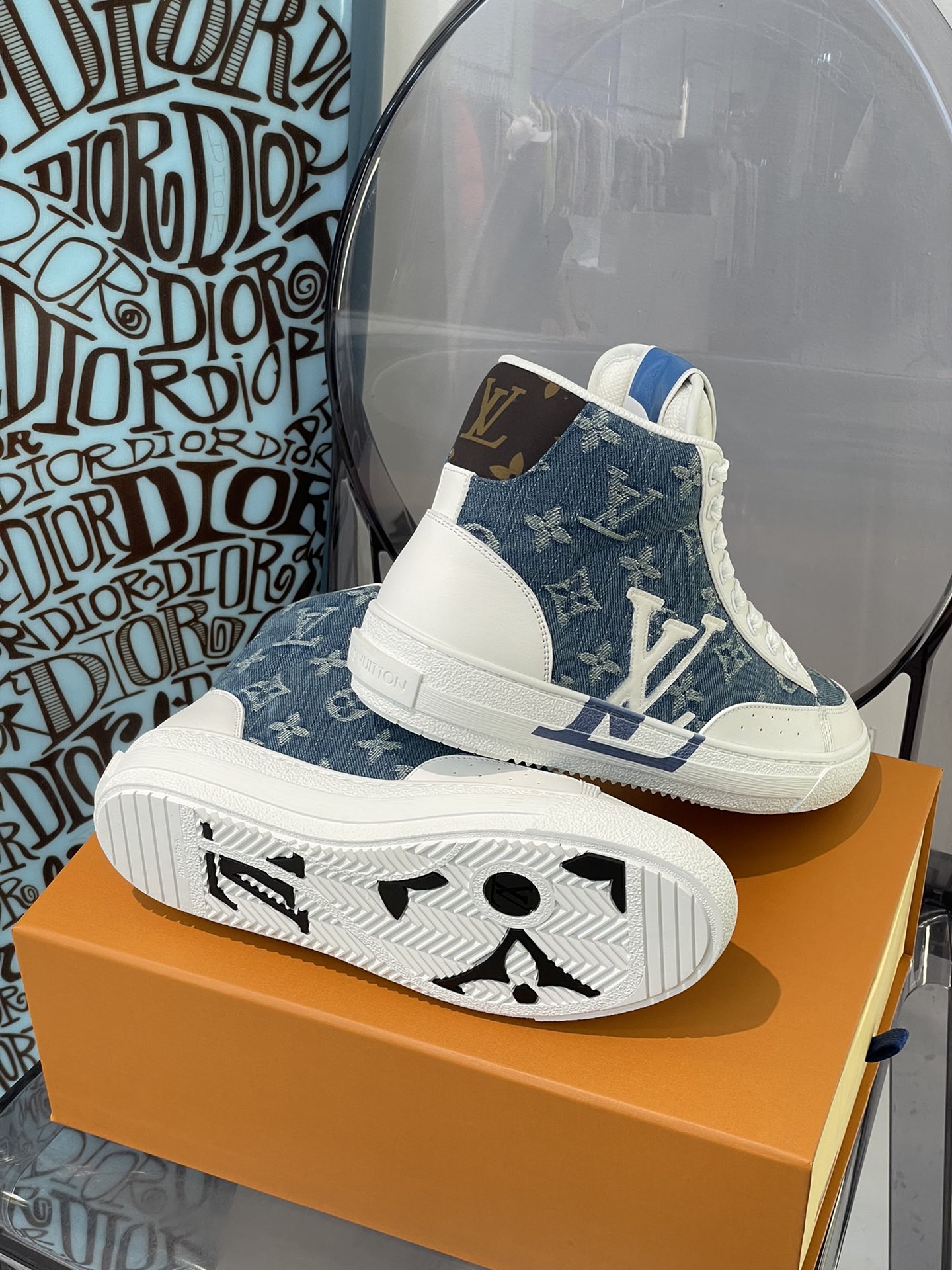 lv Sneaker charlie in Blue high