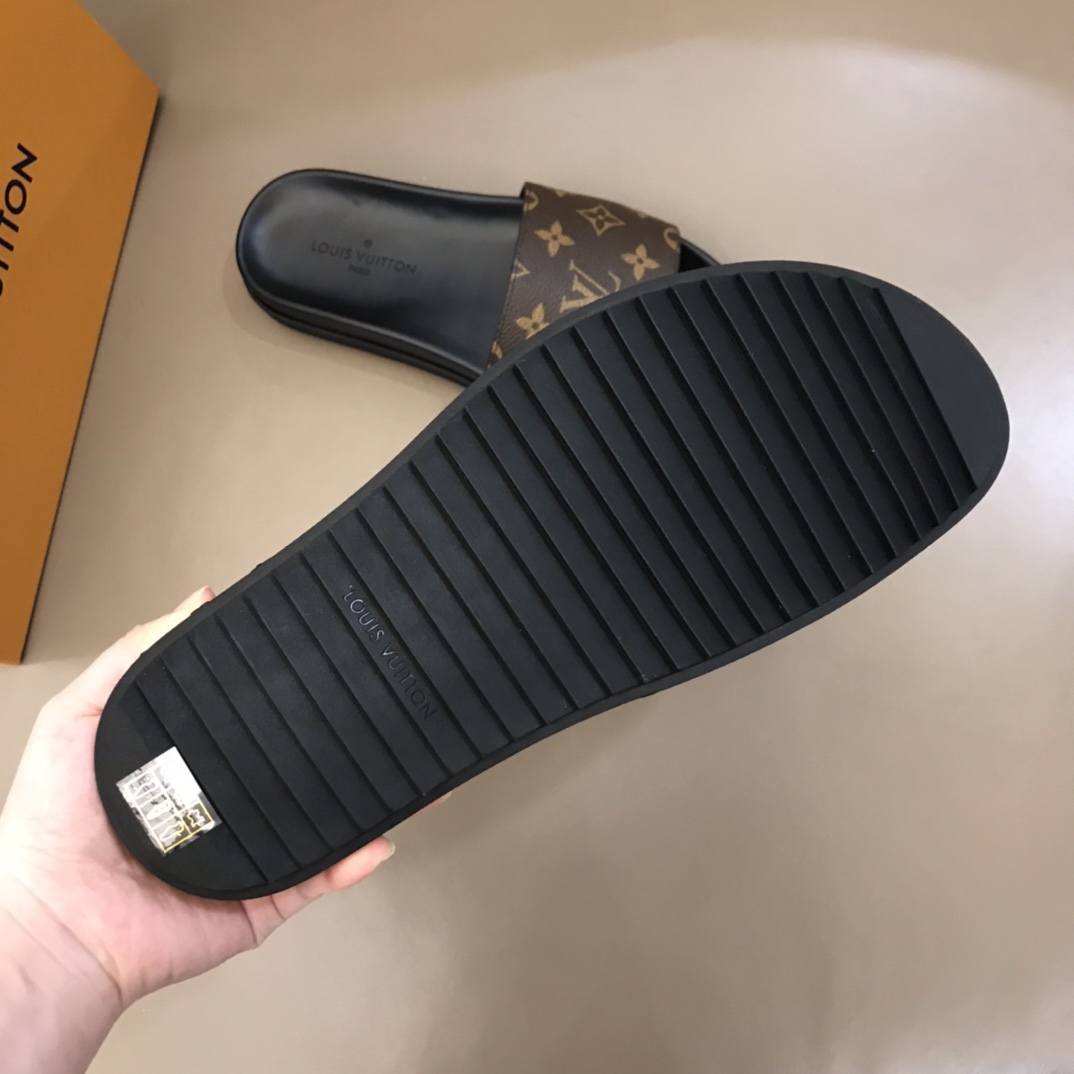 lv Slipper WaterFront in Brown