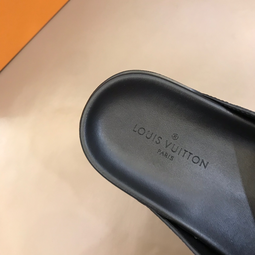 lv Slipper MIRABEAU in Black