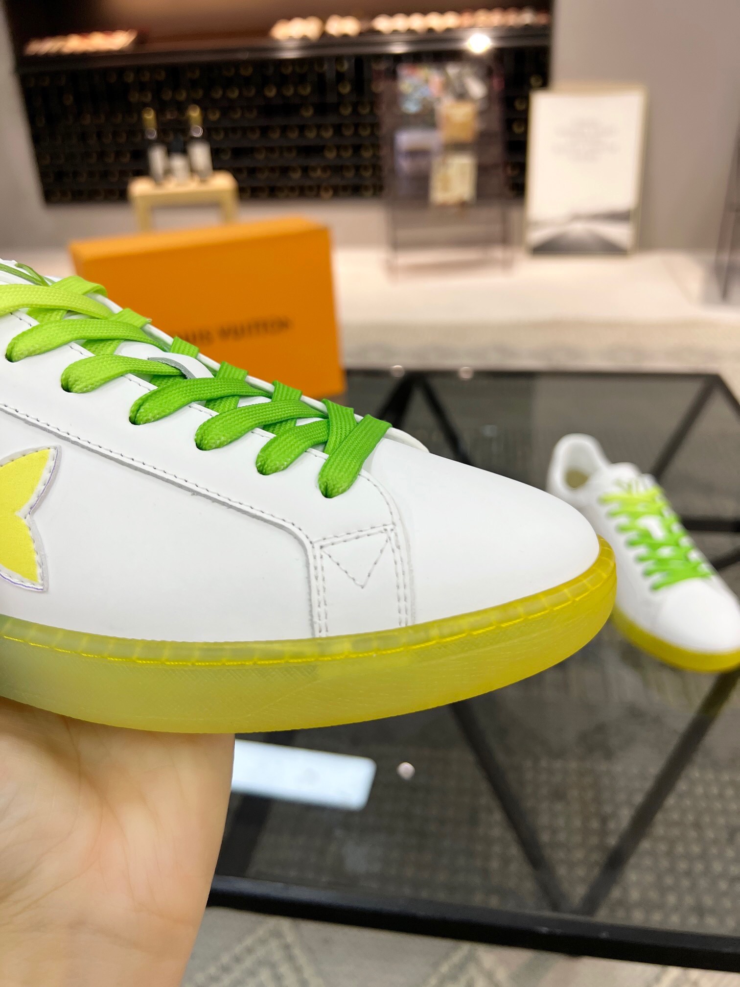 lv Casual shoes in White with Green