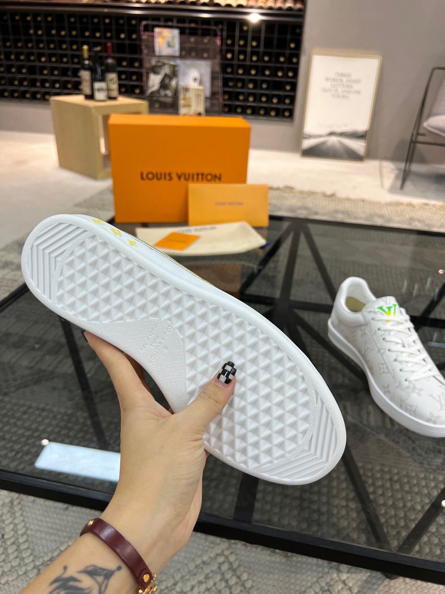 lv Casual shoes in White