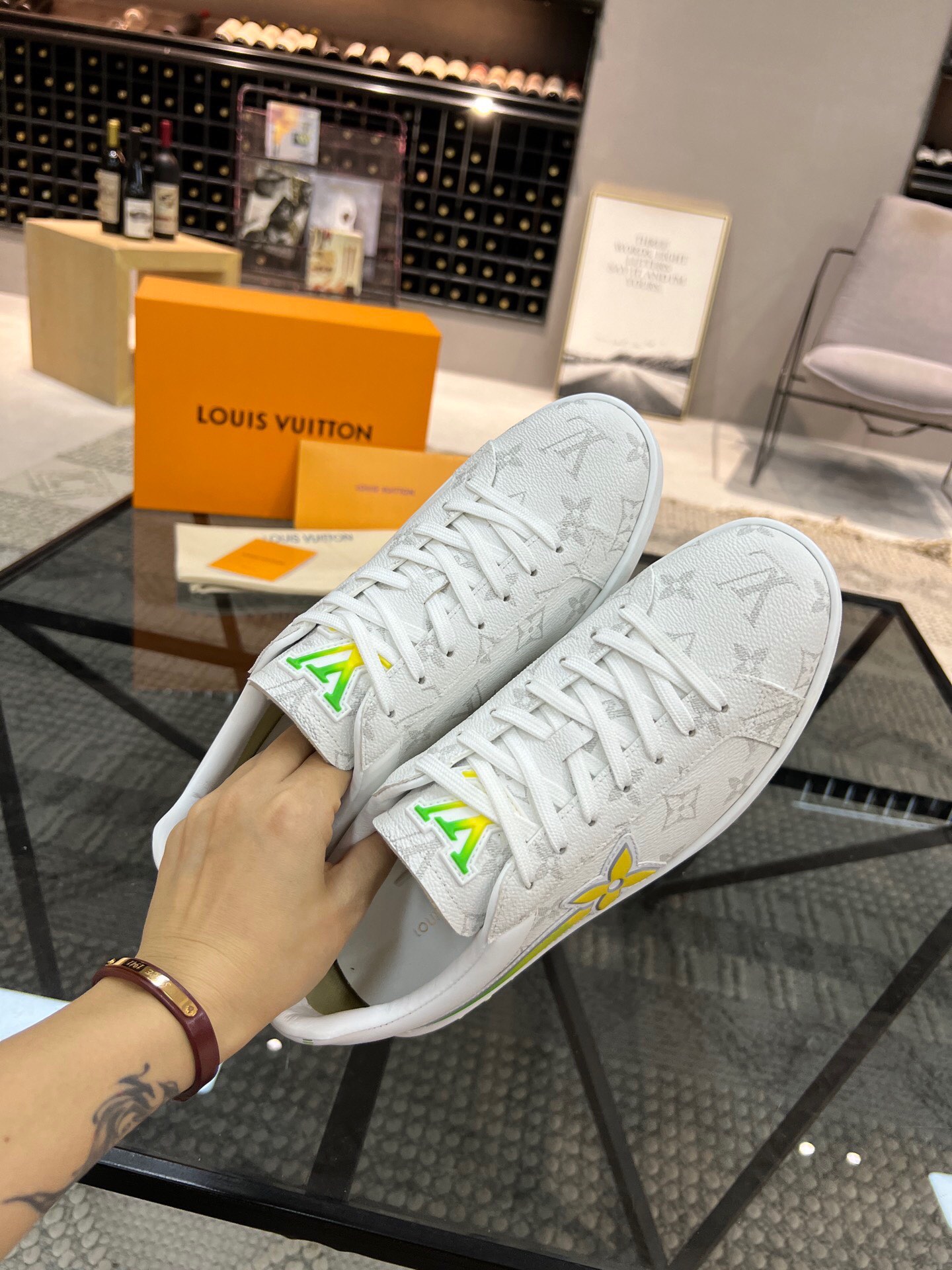 lv Casual shoes in White