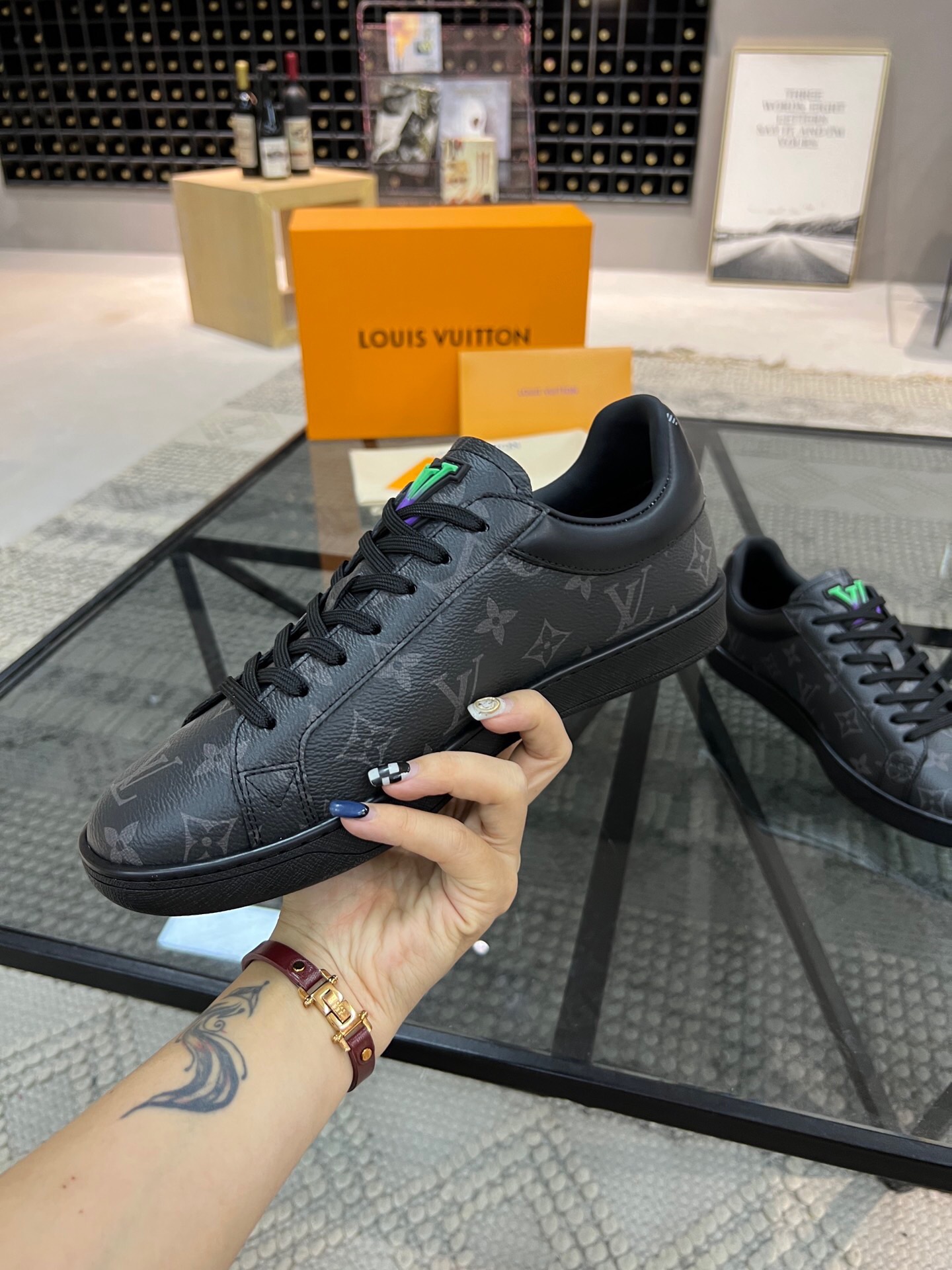 lv Casual shoes in Black