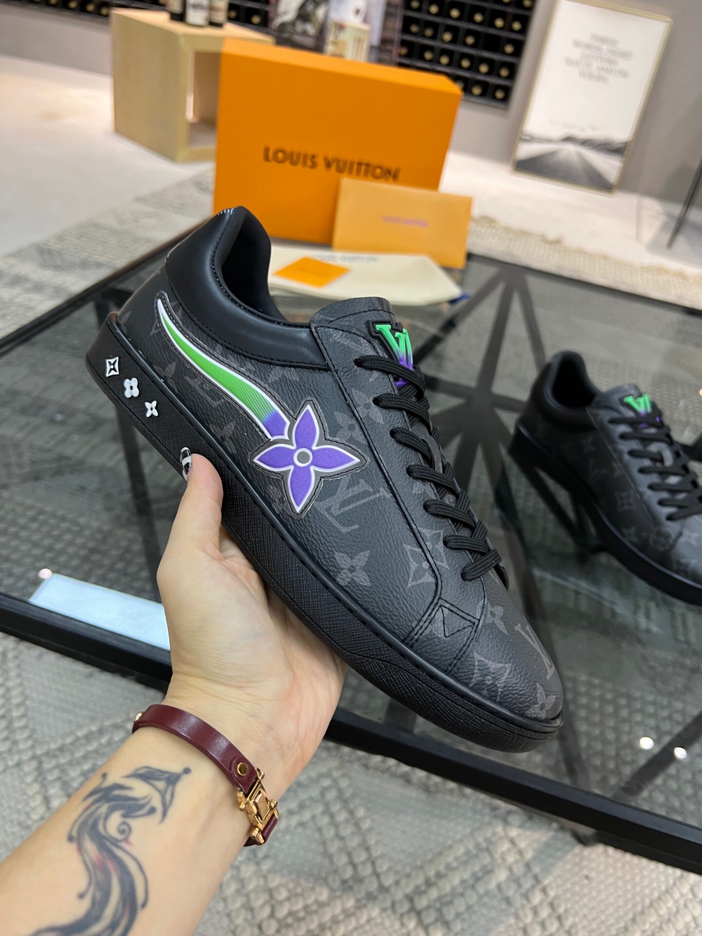 lv Casual shoes in Black