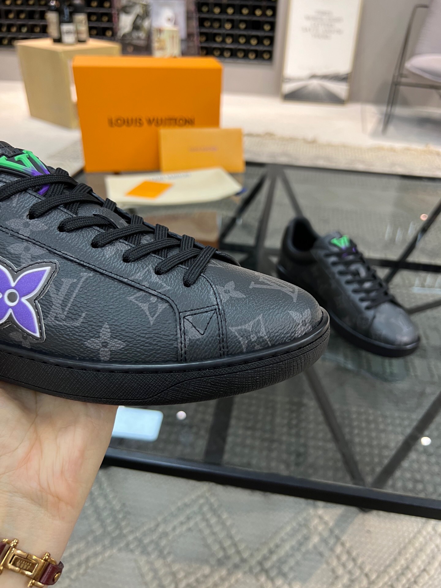 lv Casual shoes in Black