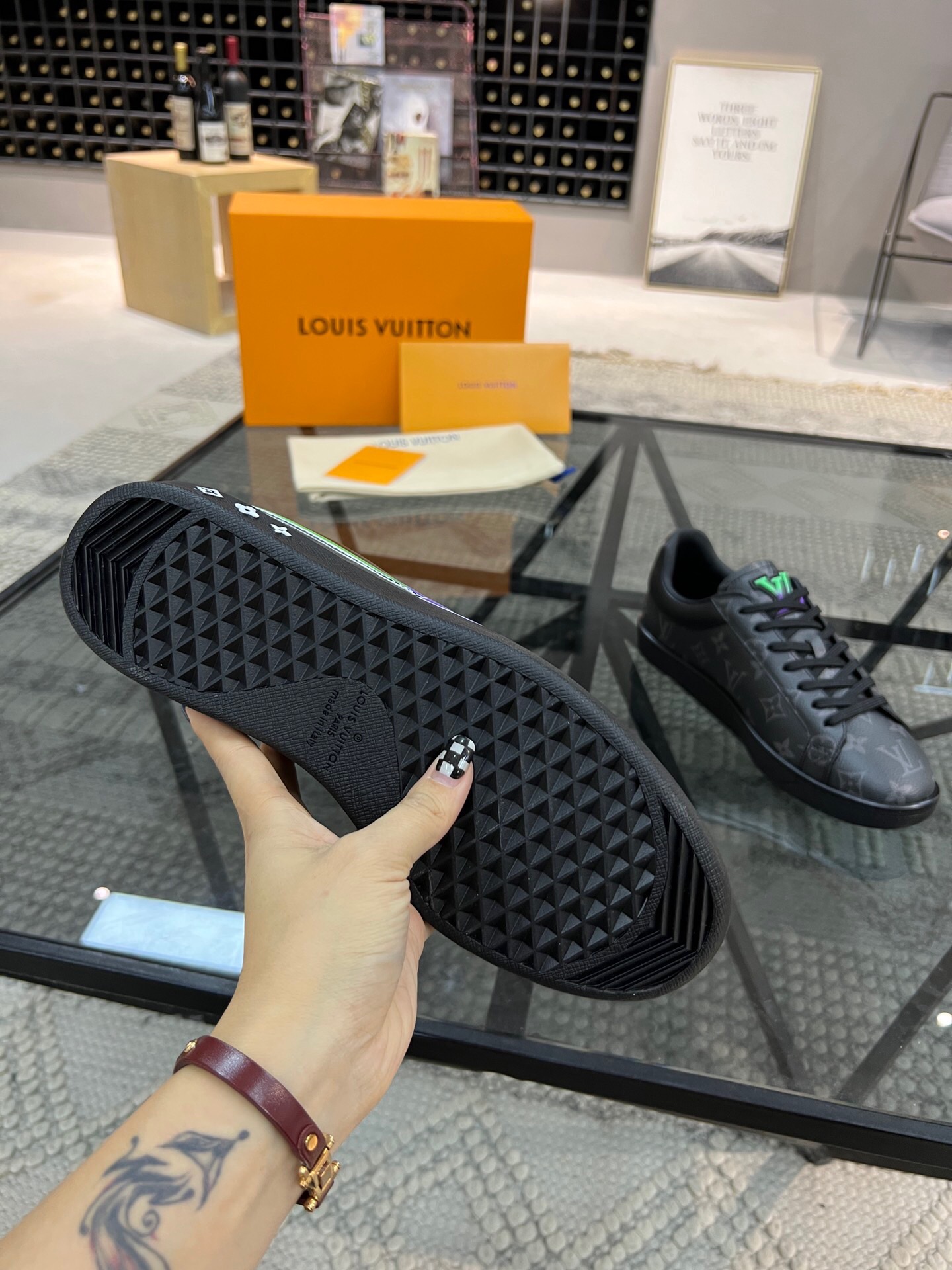 lv Casual shoes in Black