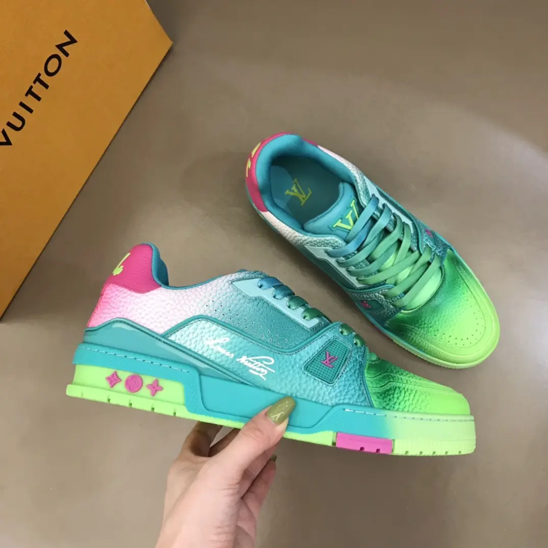 lv 2022 top quality Trainer sneakers 