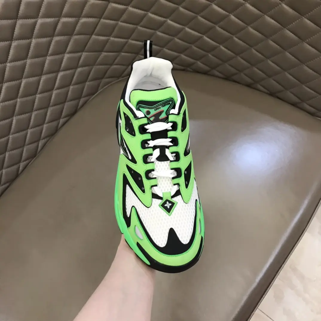 lv 2022 Runner Tatic sneakers 