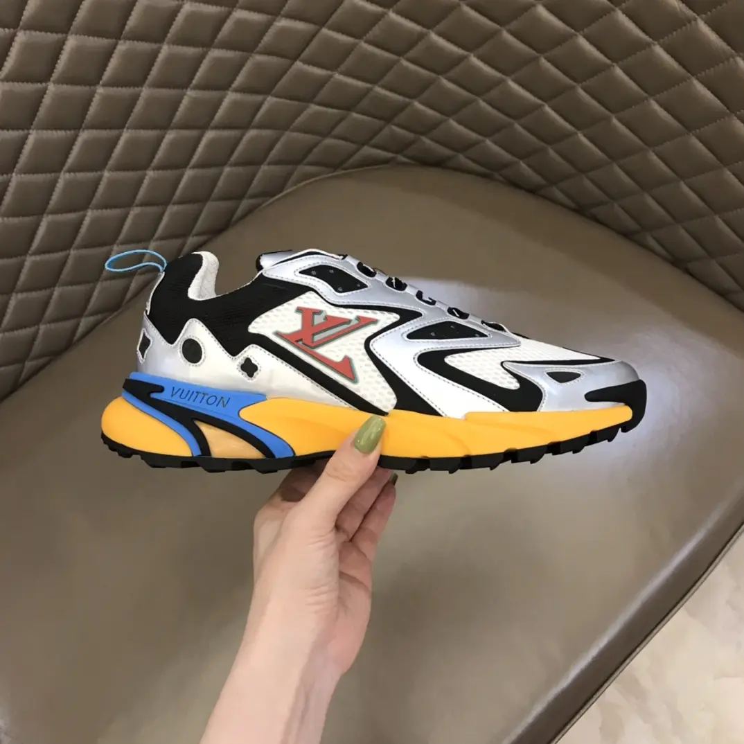 lv 2022 Runner Tatic sneakers 