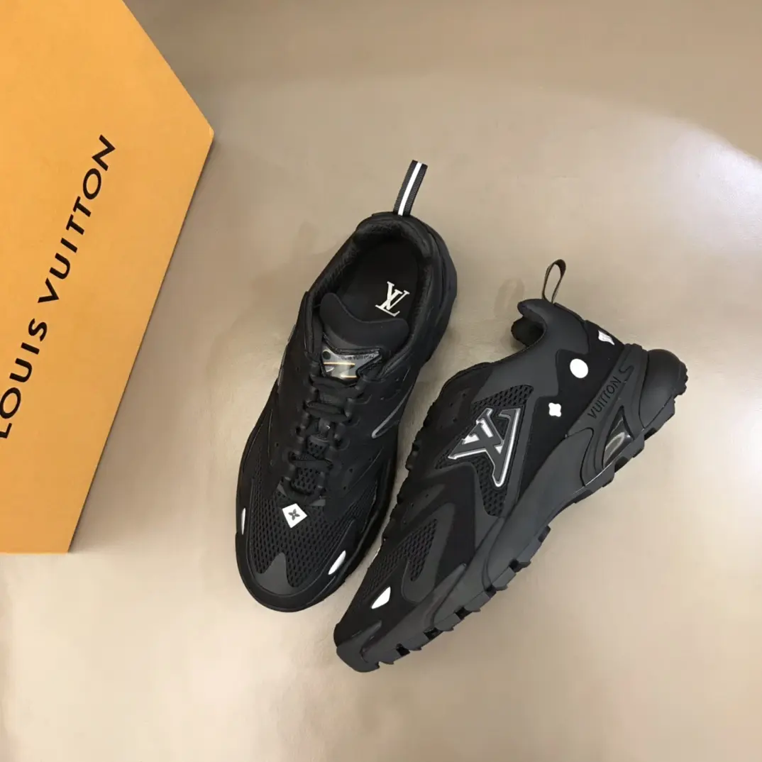 lv 2022 Runner Tatic sneakers 