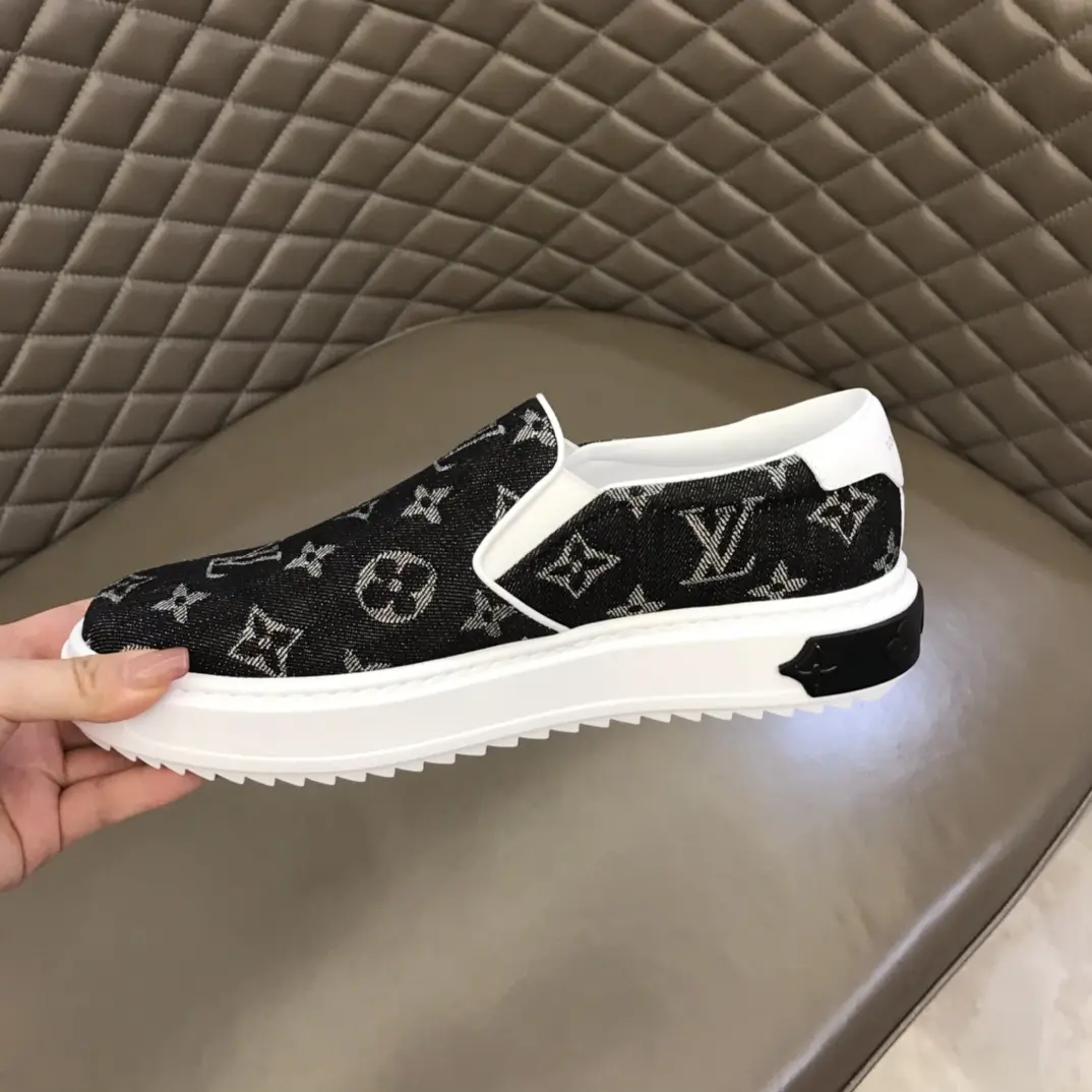 lv 2022 new casual  sneakers 