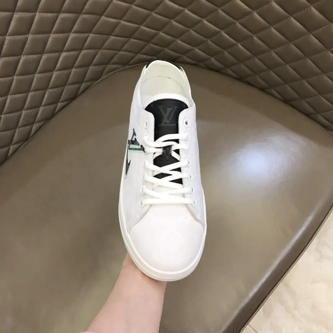 lv 2022 classic casual sneakers 