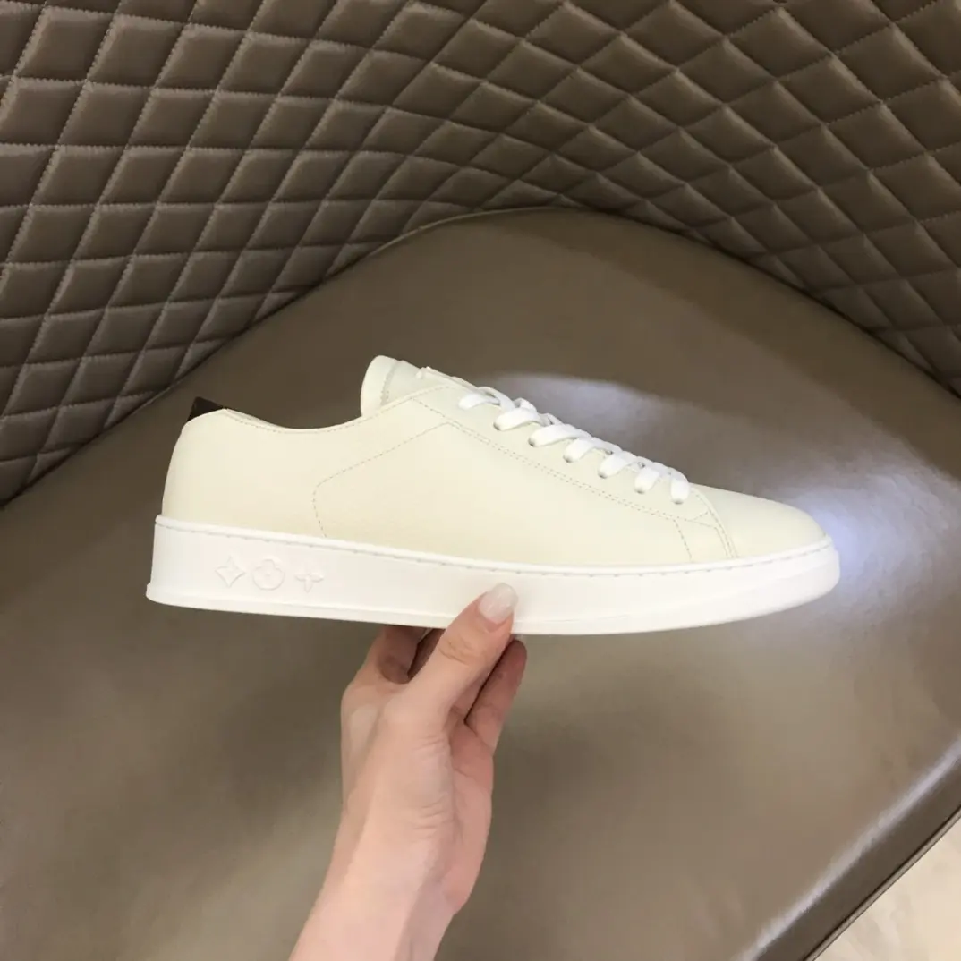 lv 2022 classic casual sneakers 