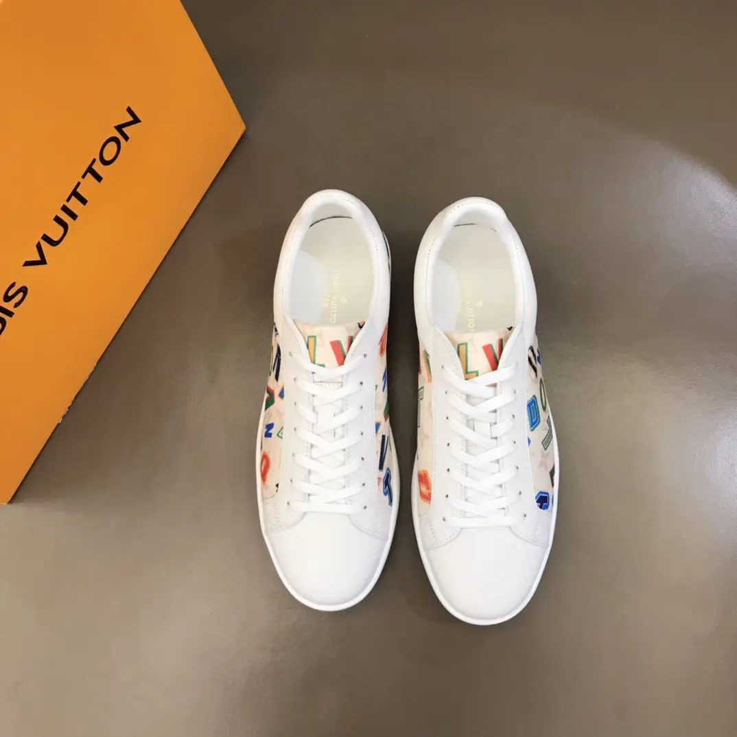 lv 2022 classic casual sneakers 