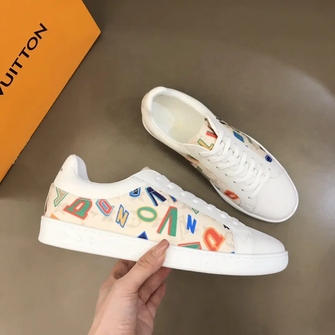 lv 2022 classic casual sneakers 