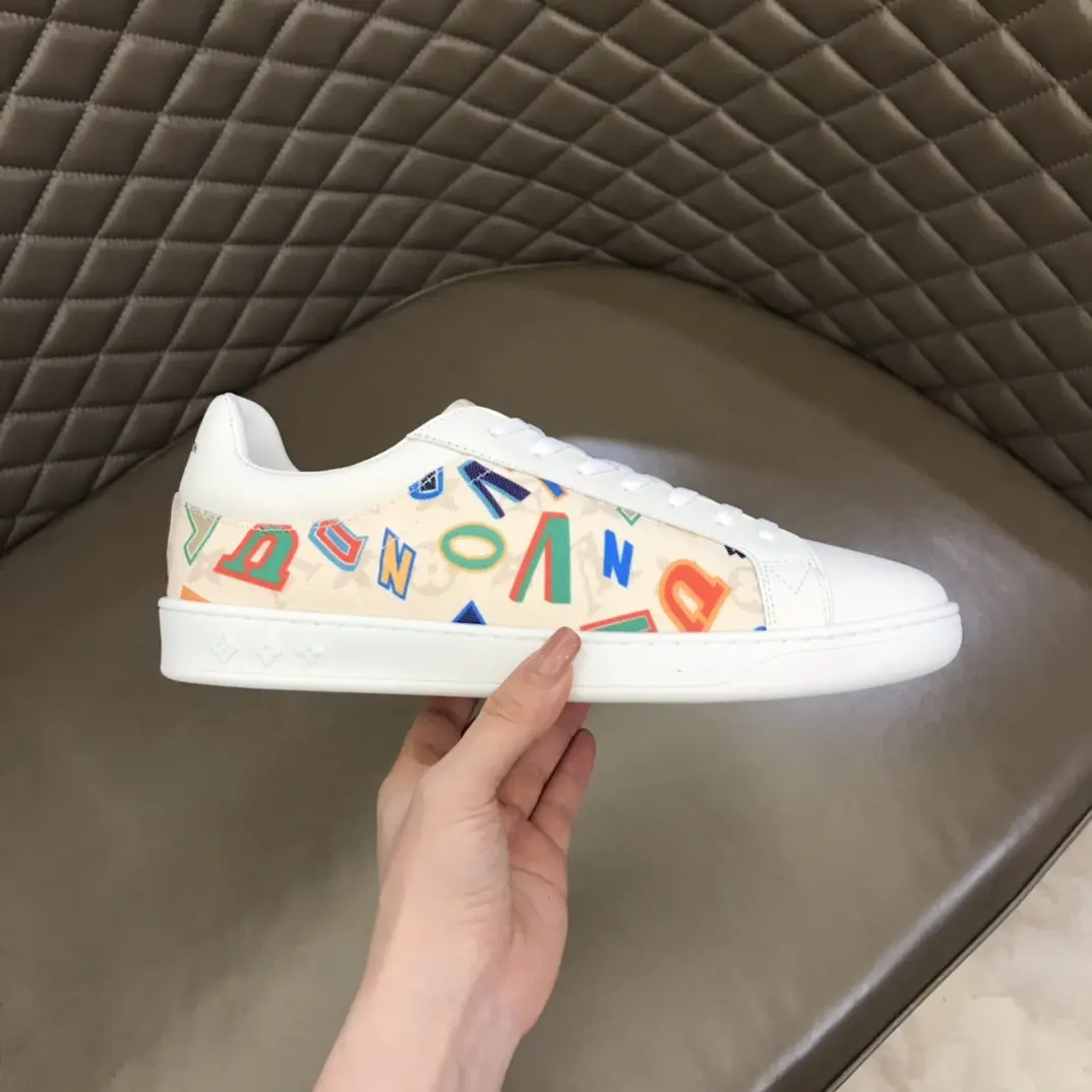 lv 2022 classic casual sneakers 