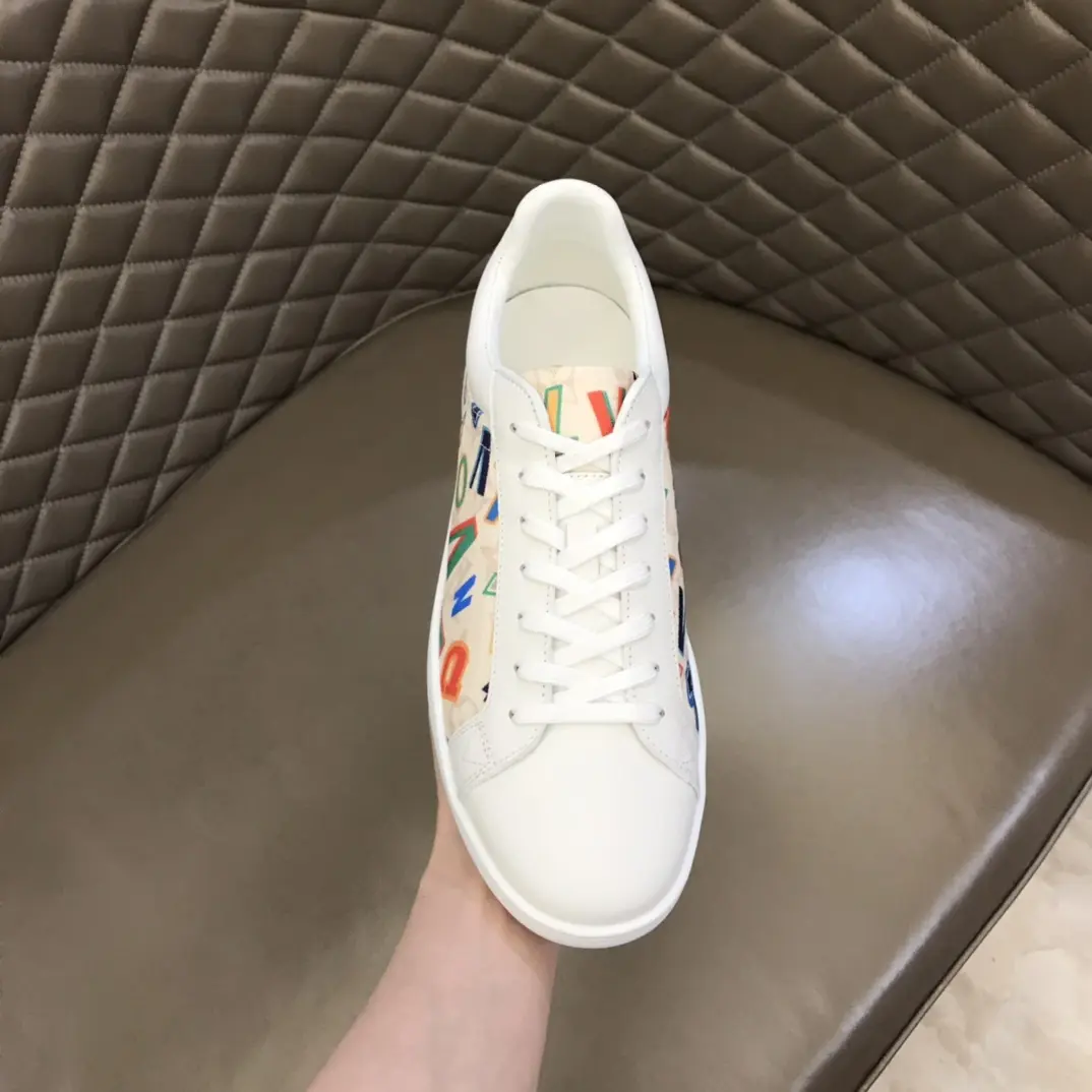 lv 2022 classic casual sneakers 