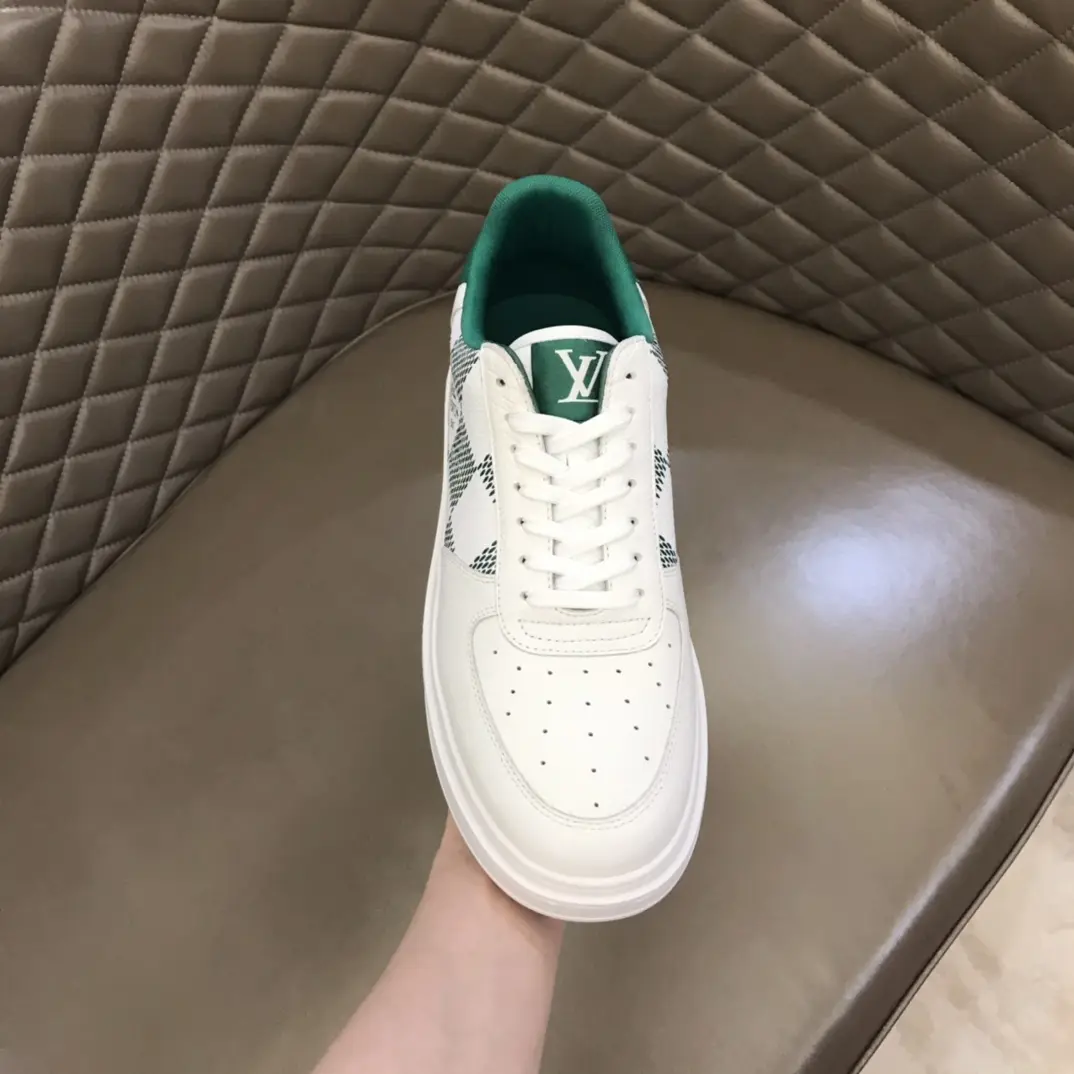 lv 2022 classic casual sneakers 