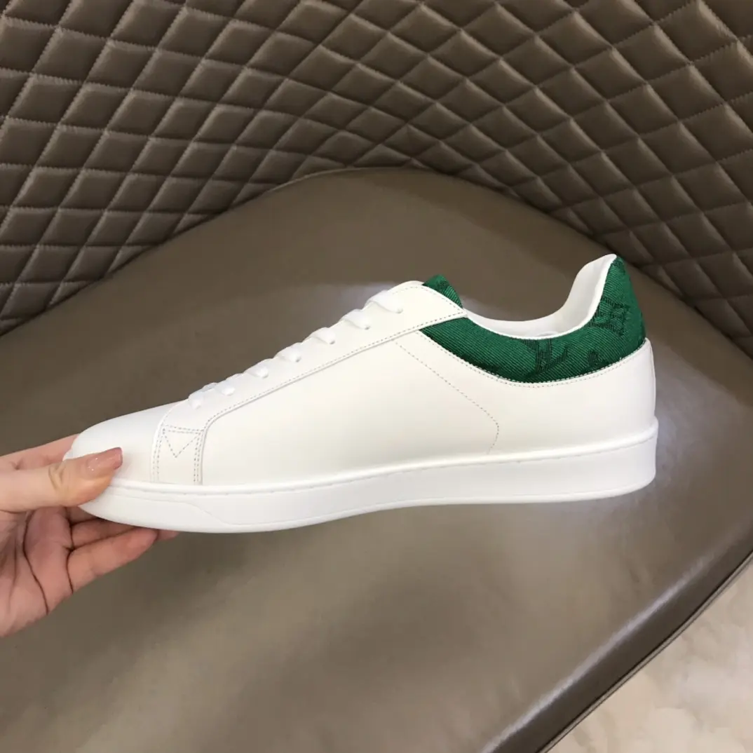 lv 2022 classic casual sneakers 