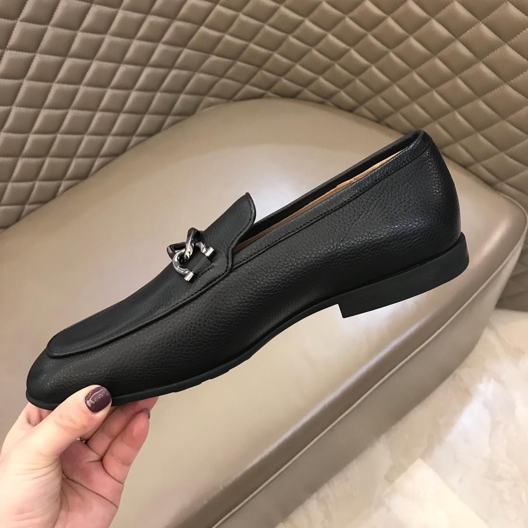 Salvatore Ferragamo Black leather Fashion Perfect Quality Loafers With Sliver Buckle MS02981