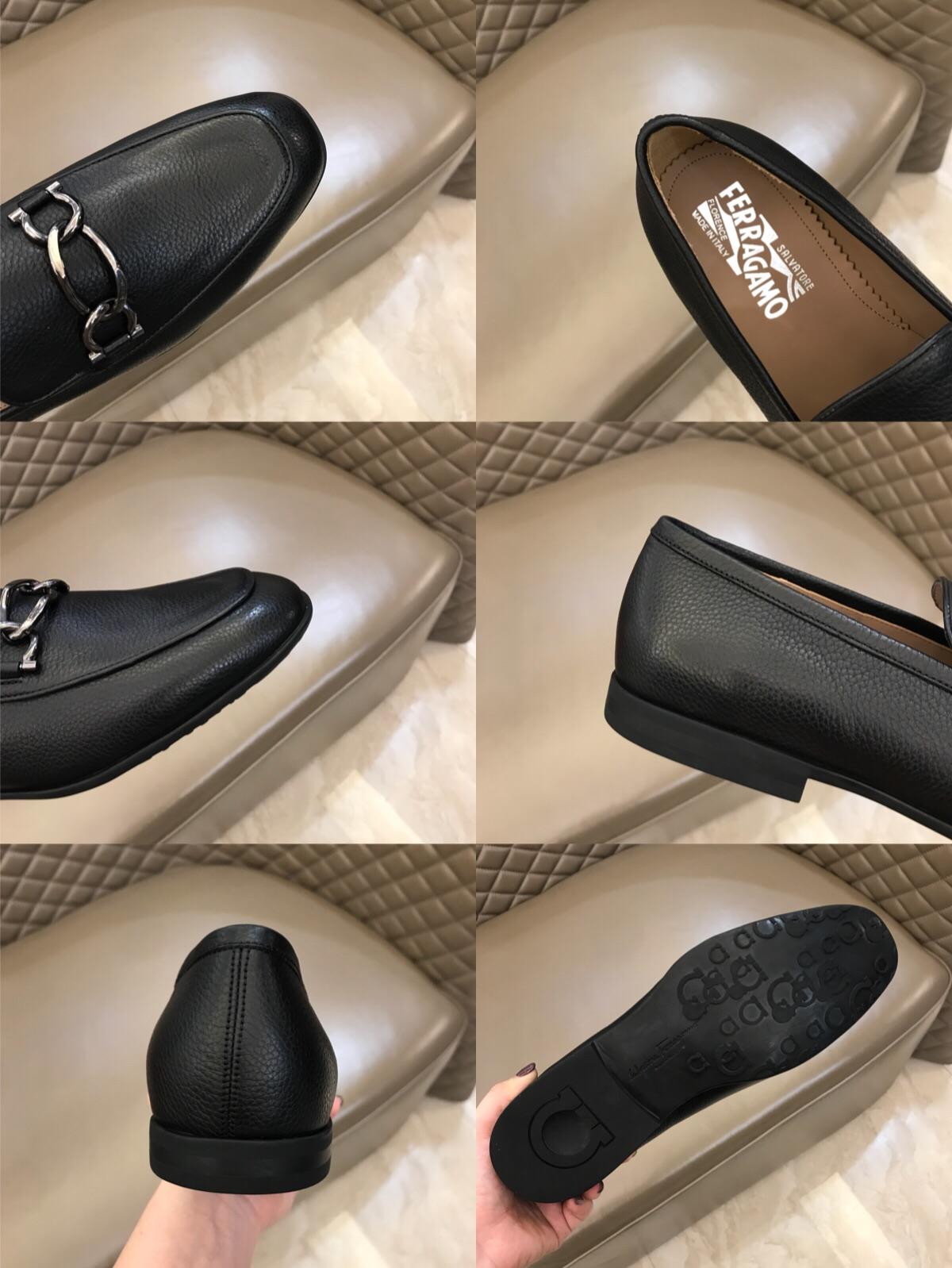 Salvatore Ferragamo Black leather Fashion Perfect Quality Loafers With Sliver Buckle MS02981