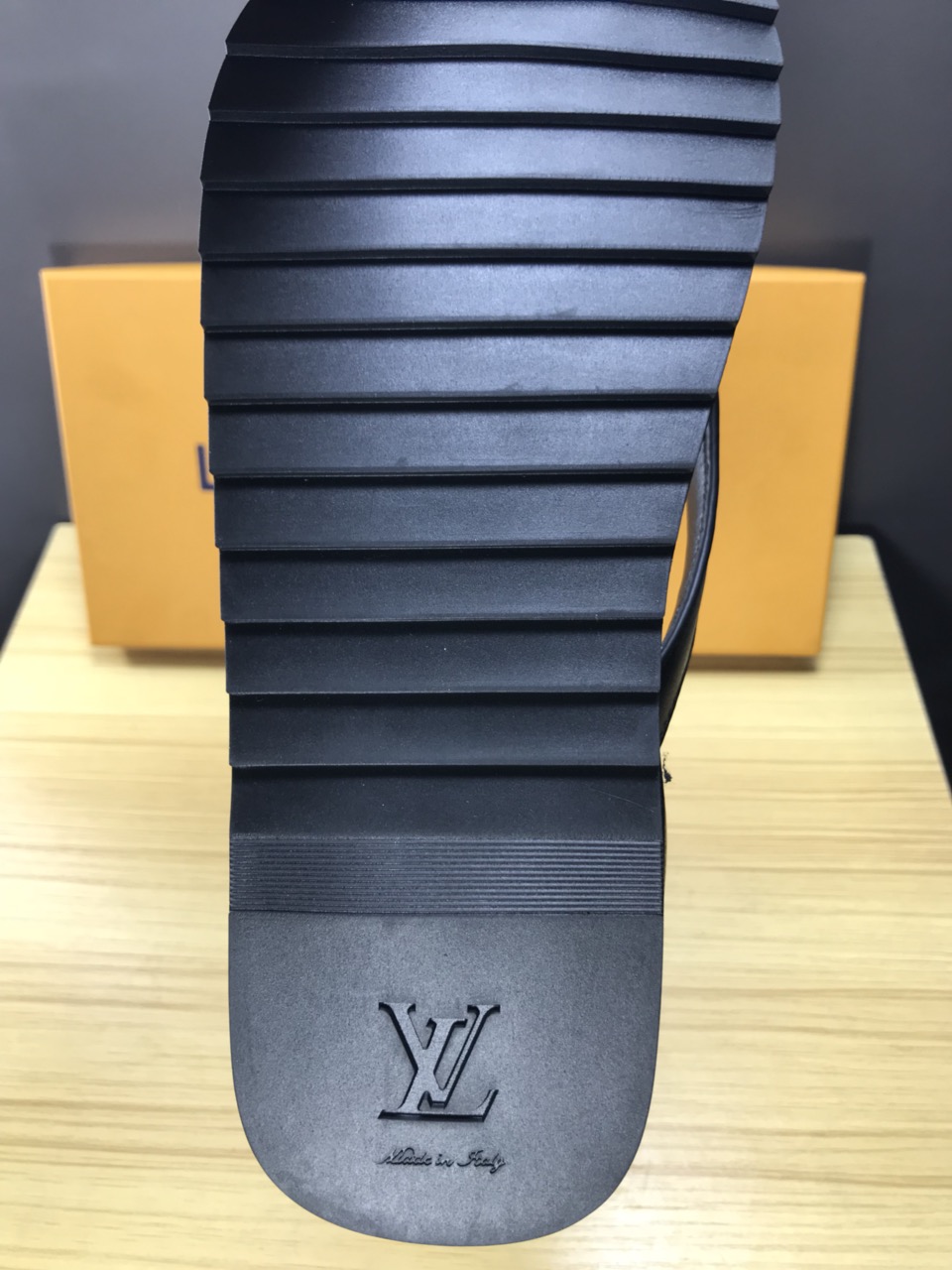 High Quality lv molitor rubber in camouflage thong slide sandal GO_LV003