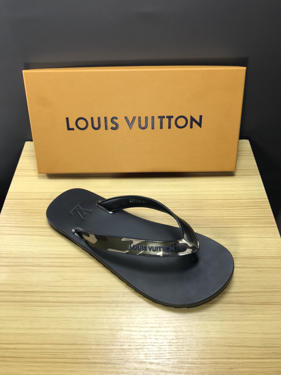 High Quality lv molitor rubber in camouflage thong slide sandal GO_LV003