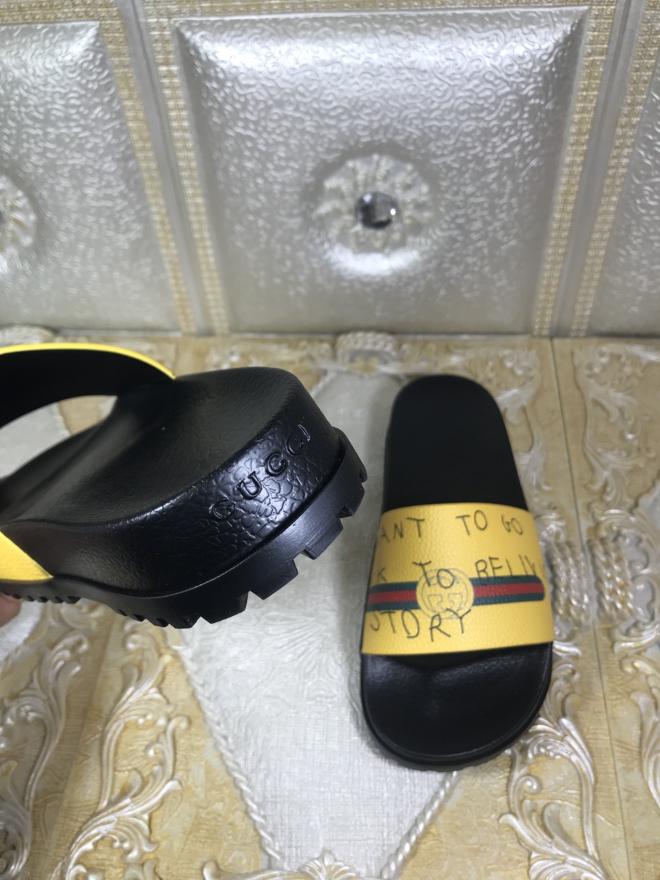 High Quality Gucci slide sandal with yellow rubber GO_GC050