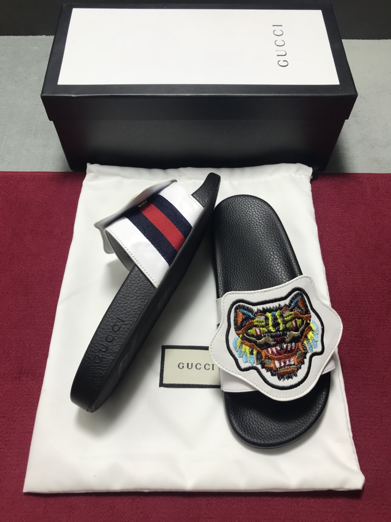 High Quality Gucci slide sandal with White rubber And Tiger Design GO_GC026