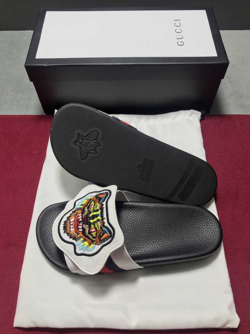 High Quality Gucci slide sandal with White rubber And Tiger Design GO_GC026