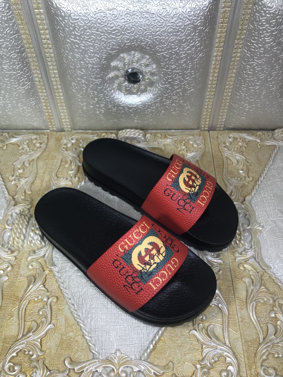 High Quality Gucci slide sandal with red rubber and GG Design GO_GC048