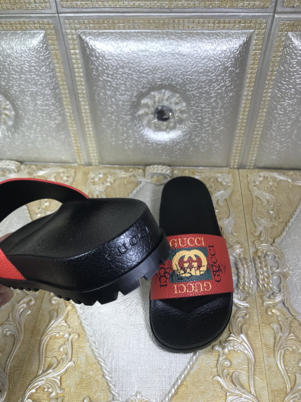 High Quality Gucci slide sandal with red rubber and GG Design GO_GC048