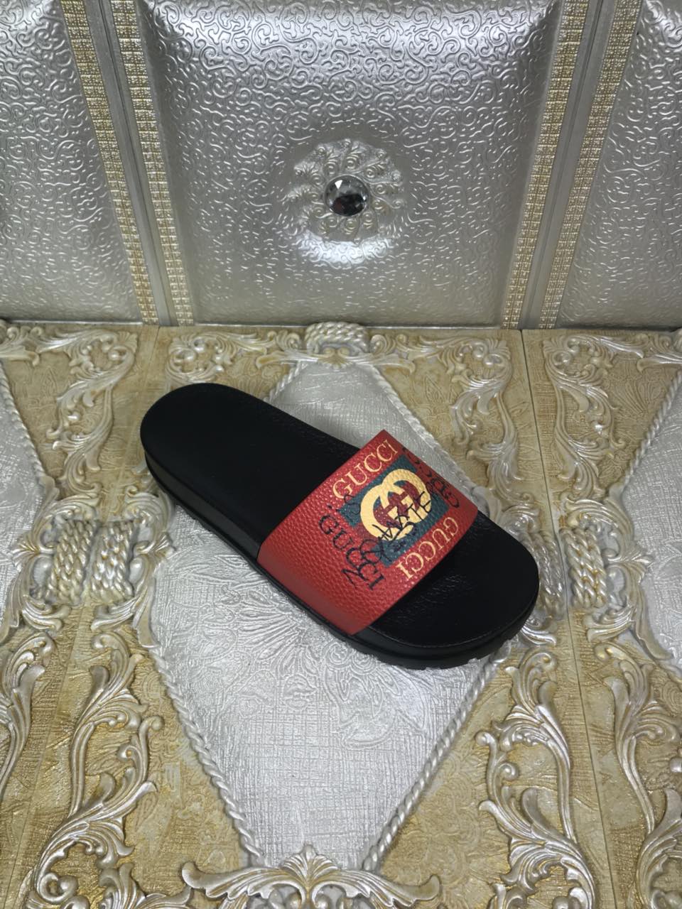 High Quality Gucci slide sandal with red rubber and GG Design GO_GC048