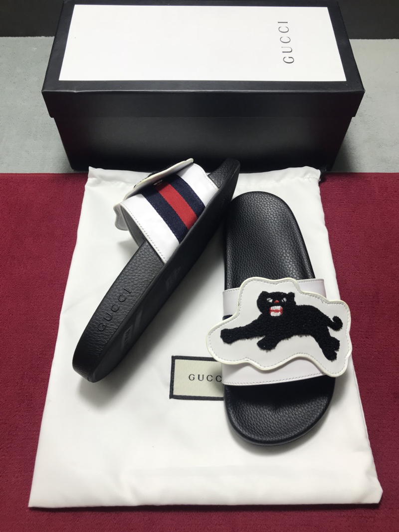 High Quality Gucci slide sandal White rubber with black tiger Design GO_GC024