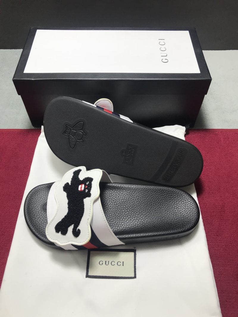 High Quality Gucci slide sandal White rubber with black tiger Design GO_GC024