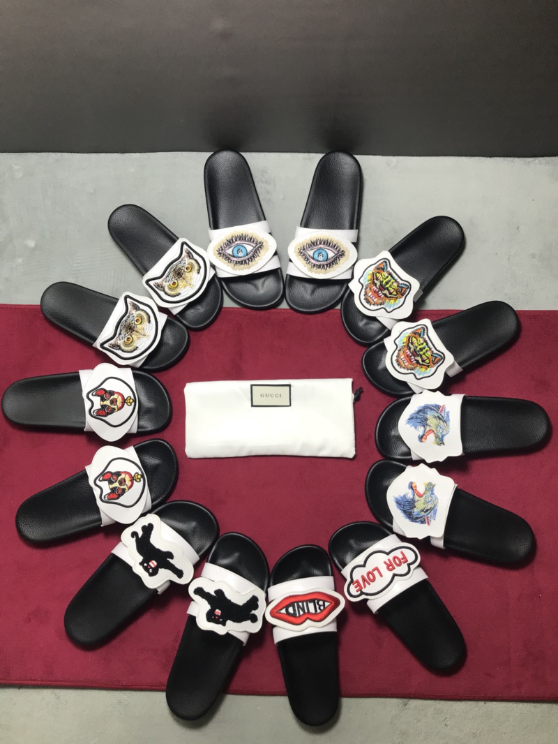 High Quality Gucci slide sandal White rubber with black tiger Design GO_GC024