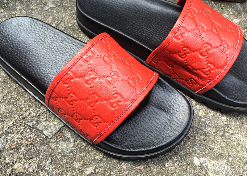 High Quality Gucci Signature slide sandal