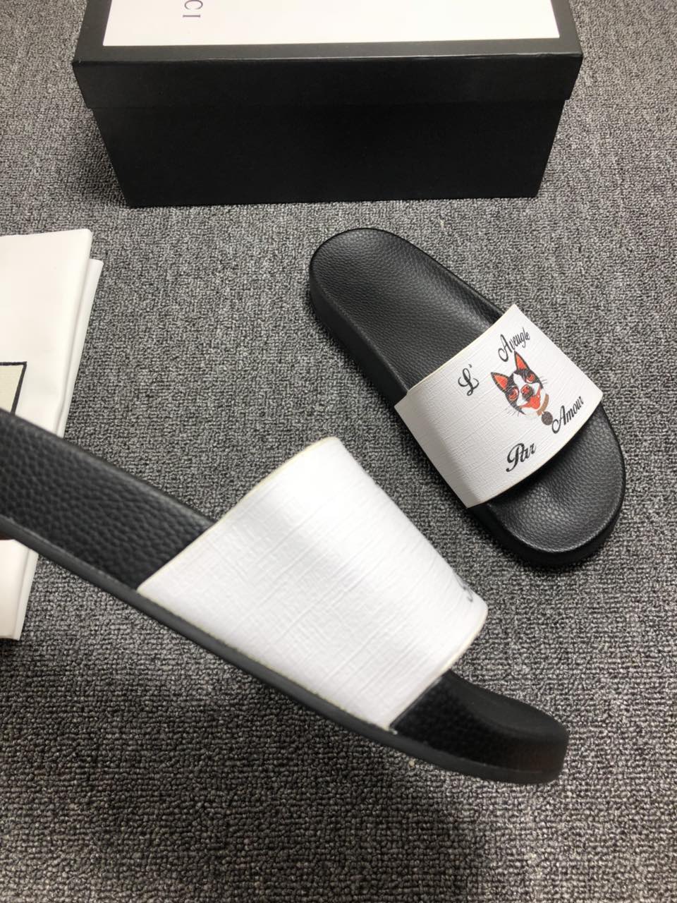 High Quality Gucci Black slide sandal With white rubber and Dog Design GO_GC037