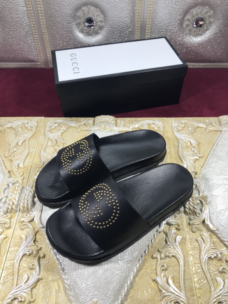 High Quality Gucci Black slide sandal With Golden GG GO_GC016