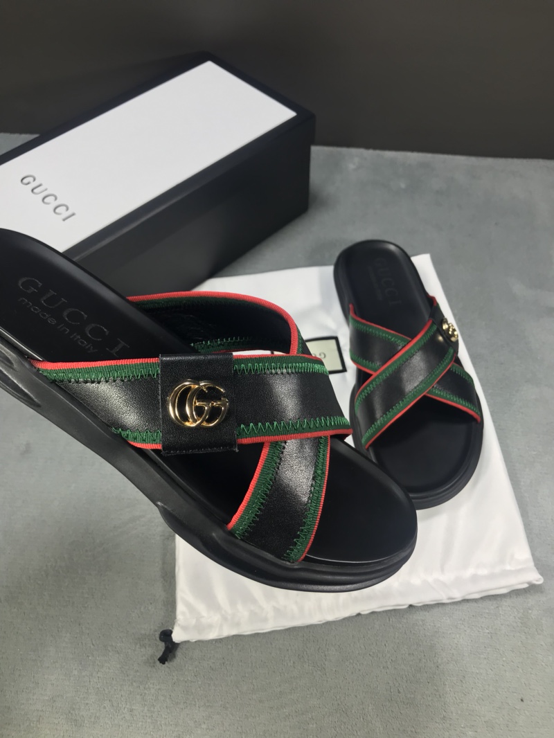 High Quality Gucci Black slide sandal With GG GO_GC023