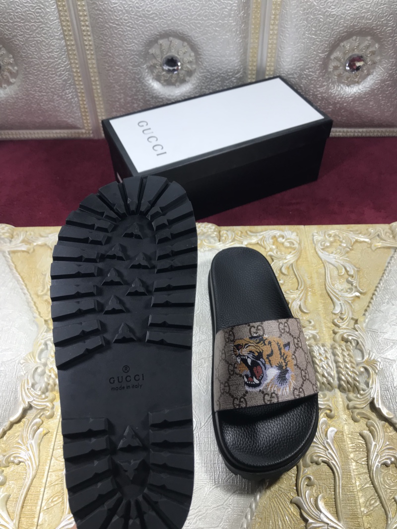 High Quality Gucci Black Rubber slide sandal With Tigers GO_GC009