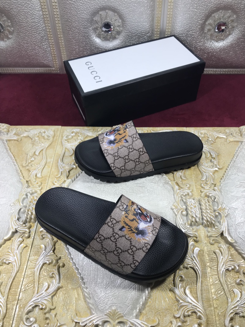 High Quality Gucci Black Rubber slide sandal With Tigers GO_GC009